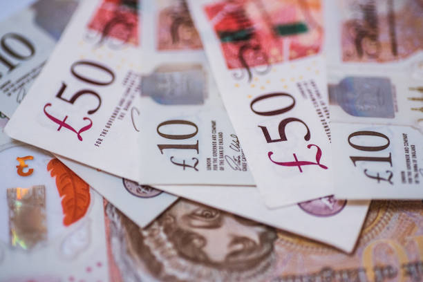 billetes de gran bretaña libra (gbp) - pound symbol ten pound note british currency paper currency fotografías e imágenes de stock