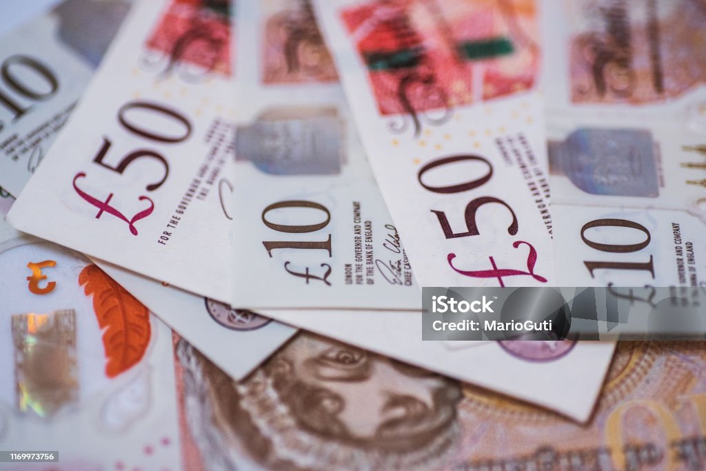 บิลสกุลเงินปอนด์อังกฤษ ภาพสต็อก - ดาวน์โหลดรูปภาพตอนนี้ - ปอนด์สเตอร์ลิง -  ยูโร, เงินปอนด์ - สัญลักษณ์สกุลเงิน, เงินตรา - ตราสารทางการเงิน - Istock