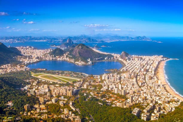 istock Rodrigo de Freitas Lagoon in Rio de Janeiro 1170006276