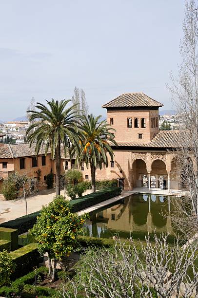 jardim e palácio de el alarcon81 - partal - fotografias e filmes do acervo