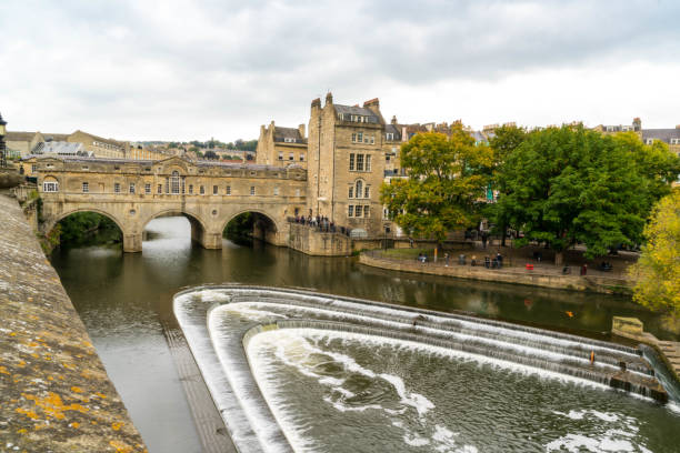 istock Scenic Bridge in Autumn 1170121696