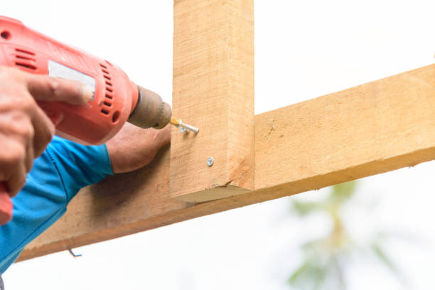 istock The carpenter add the Screw nuts by drill machine 1170143210