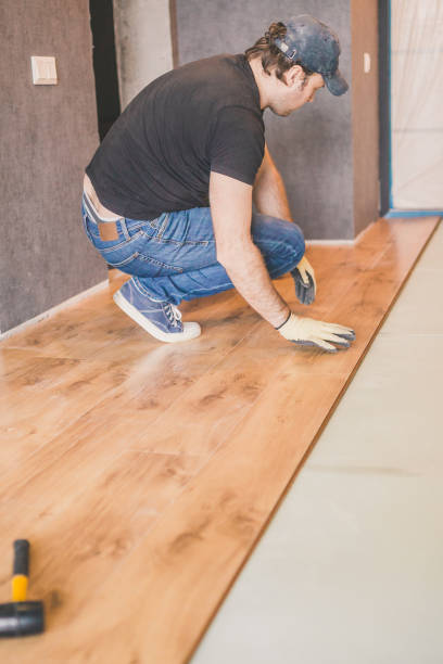 istock Interior decoration - flooring - laying laminate 1170153501