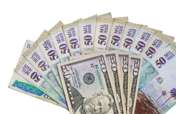 istock Exchange rate between US dolar and Colombian peso in 2019 1170162277