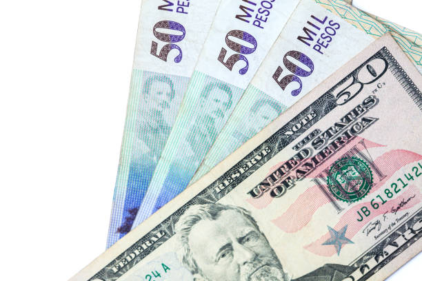 istock Exchange rate between US dolar and Colombian peso in 2019 1170163752