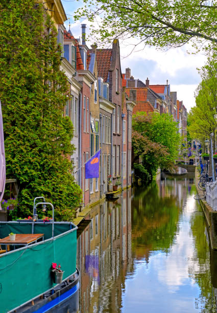 istock Canals in Delft, the Netherlands 1170174330