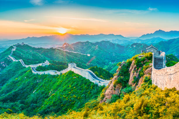 中国の万里の長城 - tourist travel china great wall of china ストックフォトと画像