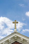 sie-auf-die-kirche.jpg?b=1&s=170x170&k=20&c=wdKh2gDHQKQndBWZekj9DM0TqVEppuSwbWT0f2XBPWs=
