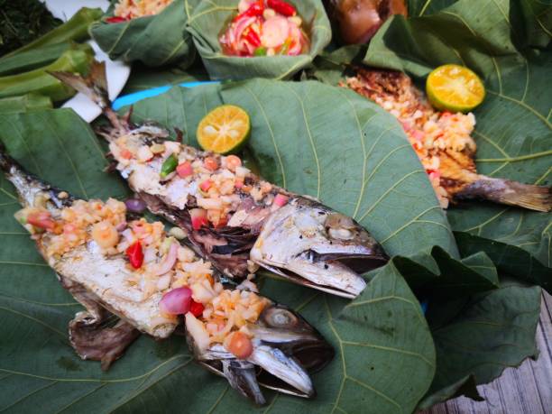 istock Grilled fish on banana leaf 1170232992