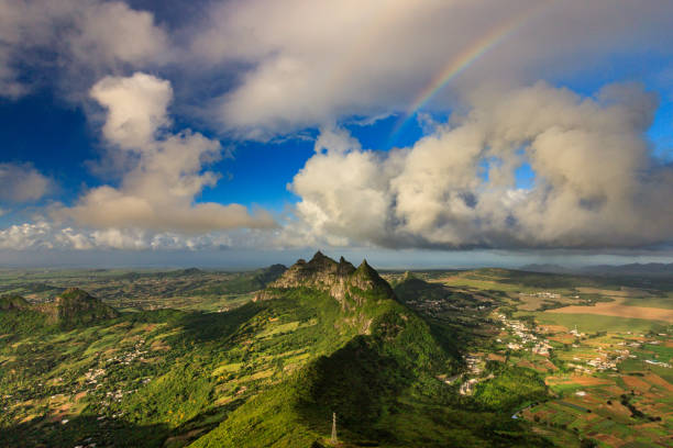 Scenic views from Le Pouce on Mauritius, whilst not very high, the miountains generally offer breathtaking views of the surrounding Island
