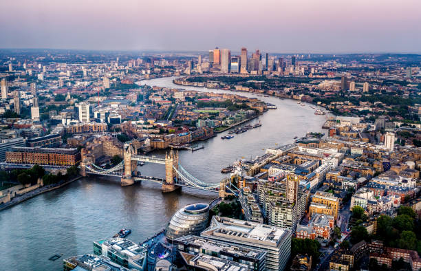 London skyline City of London skyline embankment photos stock pictures, royalty-free photos & images