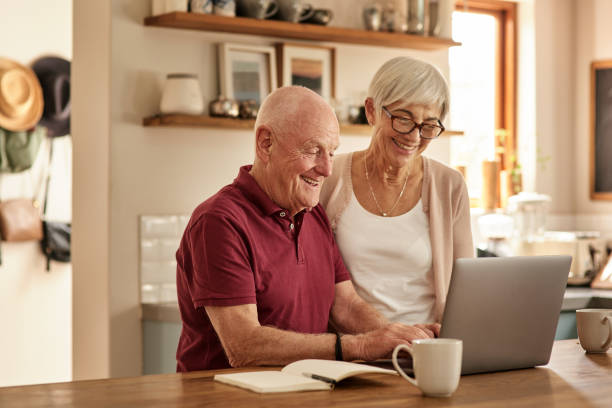 istock This website really helped us to manage our money better 1170308572
