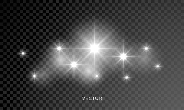 ilustrações, clipart, desenhos animados e ícones de faísca do brilho da estrela faíscas, faísca brilhante com efeito do alargamento da lente no fundo transparente. raias brilhantes da estrela do glitter do natal - 1789