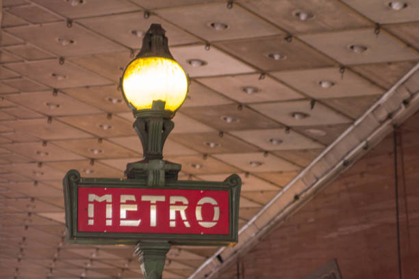 istock Red Paris metro subway entrance sign 1170385293