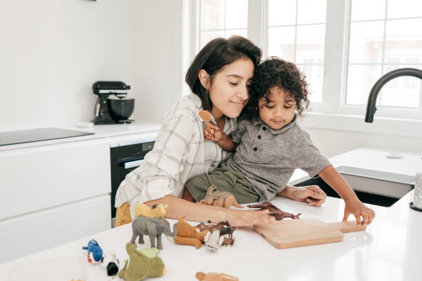 istock Ways To Improve Your Family Finances 1170409928