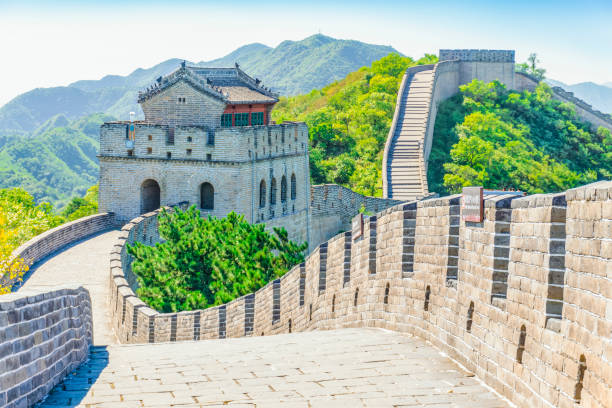 a grande muralha da china - tourist travel china great wall of china - fotografias e filmes do acervo