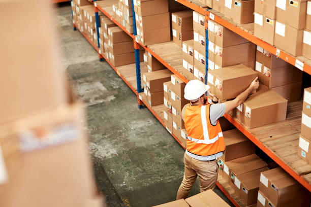 istock Moving and managing merchandise 1170454347