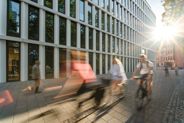 istock Blured commuters in urban business Environment 1170463340