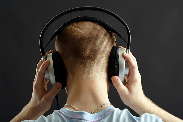 istock Head and headphones 117049860
