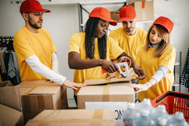 istock Fealing generous becous of helping to other 1170506252