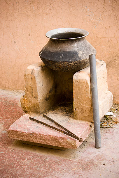 istock Old style of cooking 117051540
