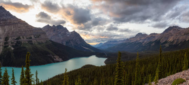 istock Peyto Lake Sunset 1170527582