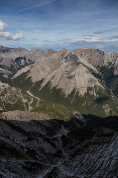 istock Beautiful Canadian Landscape 1170530265