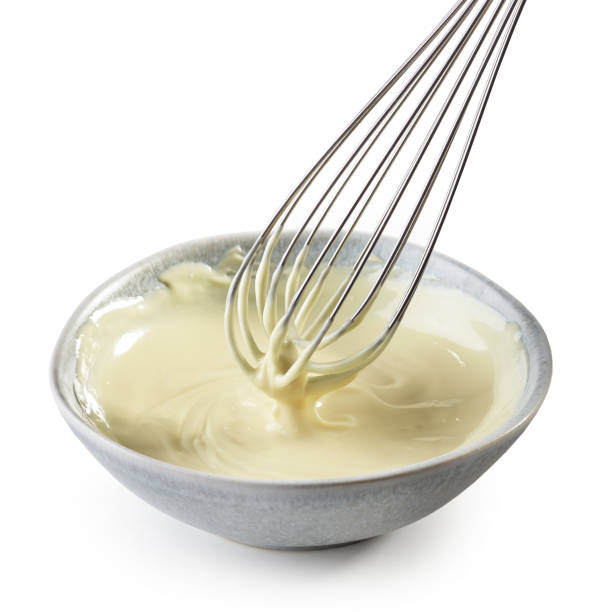istock bowl of melted white chocolate 1170569570