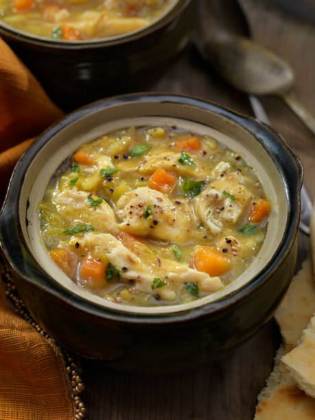 istock Mulligatawny Soup with Naan 1170581380