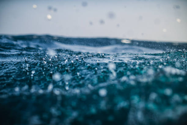 a forma do mar: ondas caindo - boat horn - fotografias e filmes do acervo