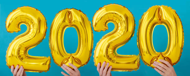 istock Gold foil number 2020 celebration balloon 1170643243