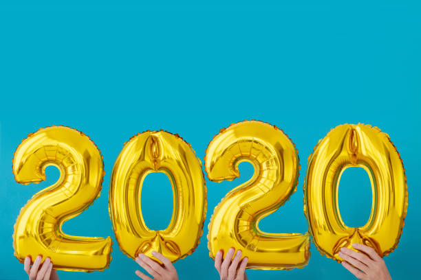 istock Gold foil number 2020 celebration balloon 1170643249