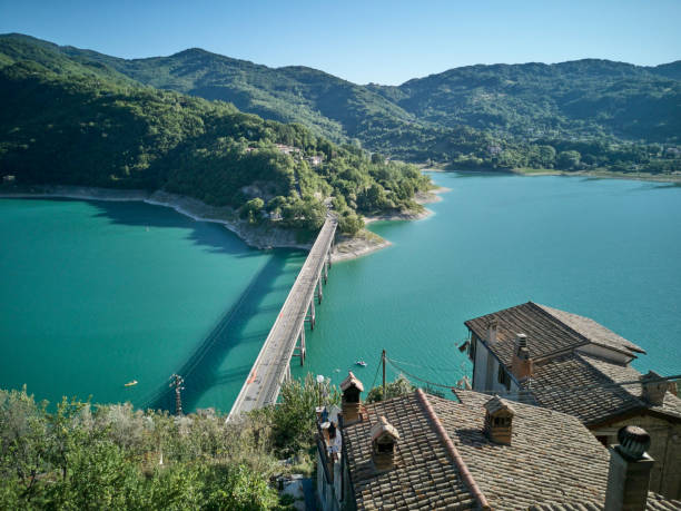 Turano Lake The Turano Lake seen from Castel di Tora, a small town in province of Rieti. Lazio. Italy. rieti stock pictures, royalty-free photos & images