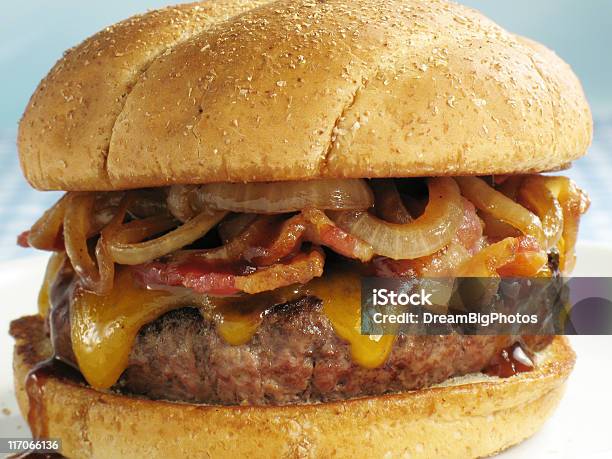 Bbq Cheeseburger 베이컨 갈색 빵에 대한 스톡 사진 및 기타 이미지 - 갈색 빵, 건강에 좋지 않은 음식, 고기