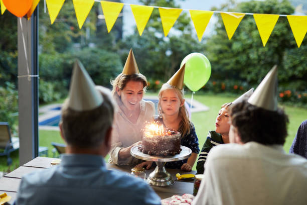 istock Sparklers make birthday cakes even more fun 1170724166