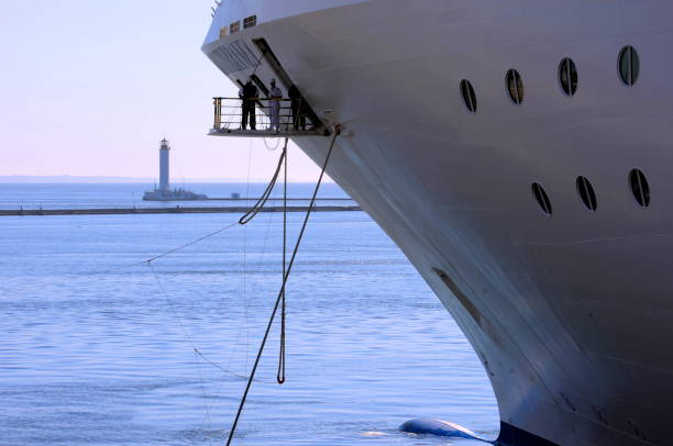 Cruise liner \