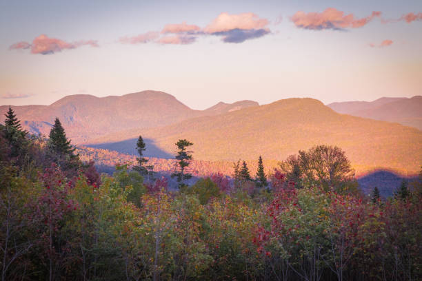 istock New Hampshire Mountains in Fall 1170751852
