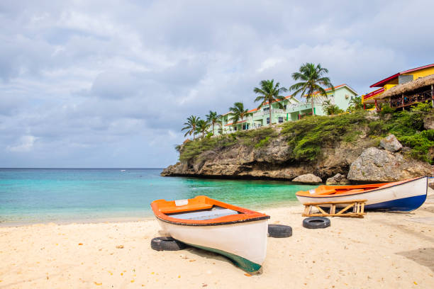 キュラソー, ラグン ビーチ - beach sea landscape curacao ストックフォトと画像