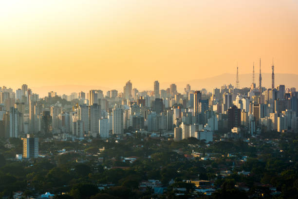 istock Skyline of Sao Paulo at dusk 1170920485