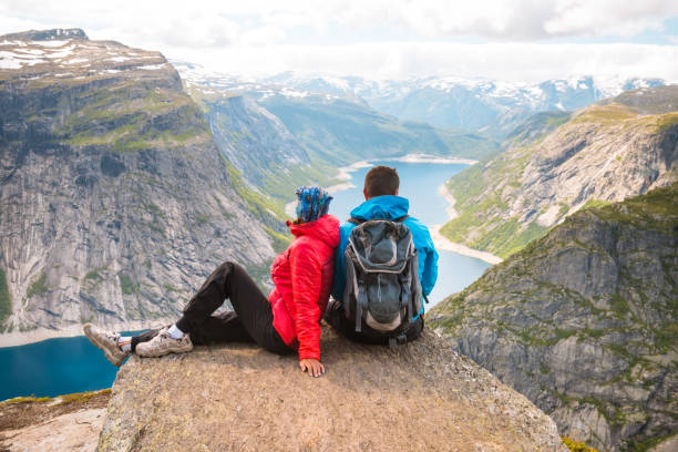 istock Couple posing on Trolltunga Norway 1170951222