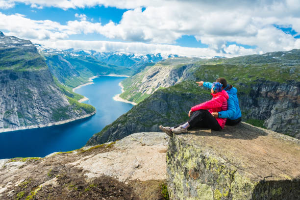 istock Couple posing on Trolltunga Norway 1170951269