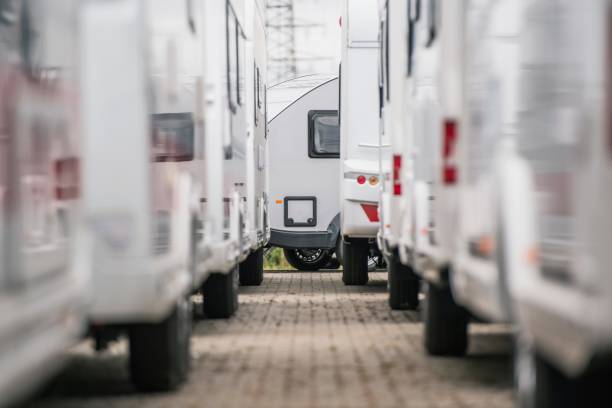 rv trailers sales business - rving imagens e fotografias de stock