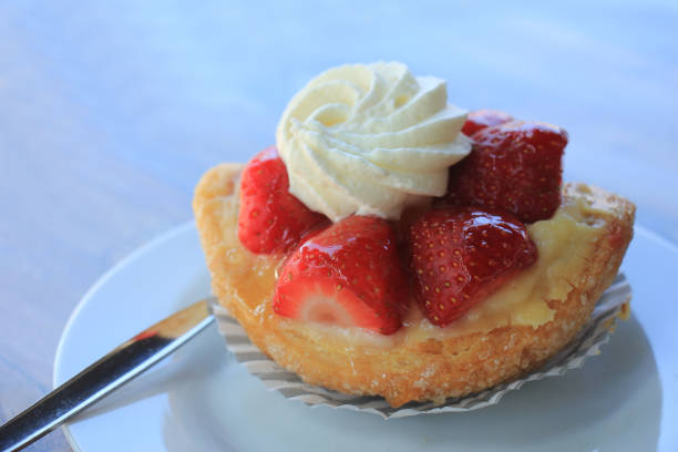 istock Fresh strawberry confectionery 1170996835