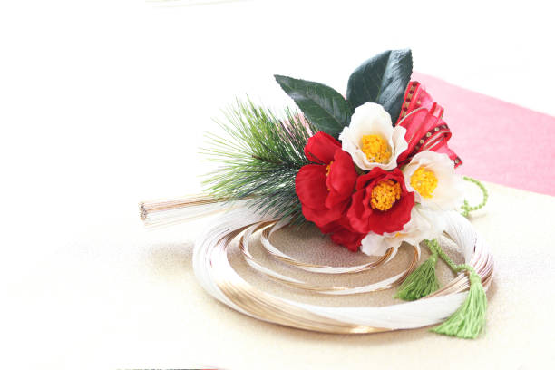 istock mizuhiki wreath and camellia 1171105784