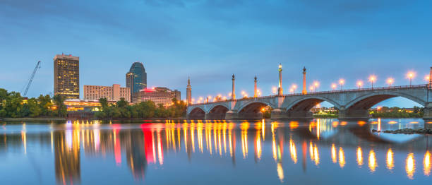 istock Springfield, Massachusetts, USA downtown skyline 1171156794