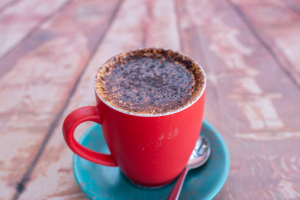 cafe breakfasts - hot dog sausage spinach bread imagens e fotografias de stock