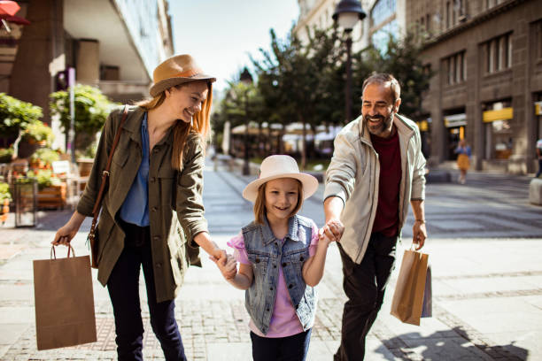 istock Family Shopping 1171218972