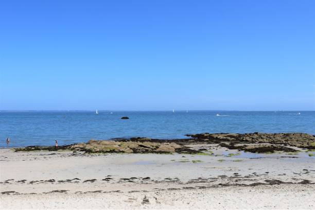 istock Sandy beach on the peninsula of Quiberon 1171297685
