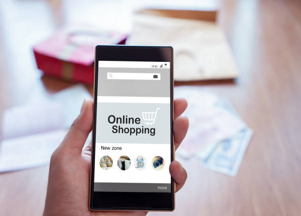 istock Online Shopping Website on Smartphone. 1171330664