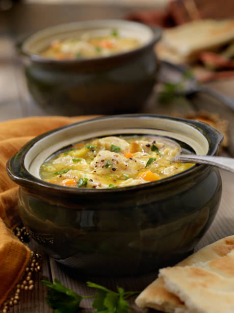istock Mulligatawny Soup with Naan 1171333717